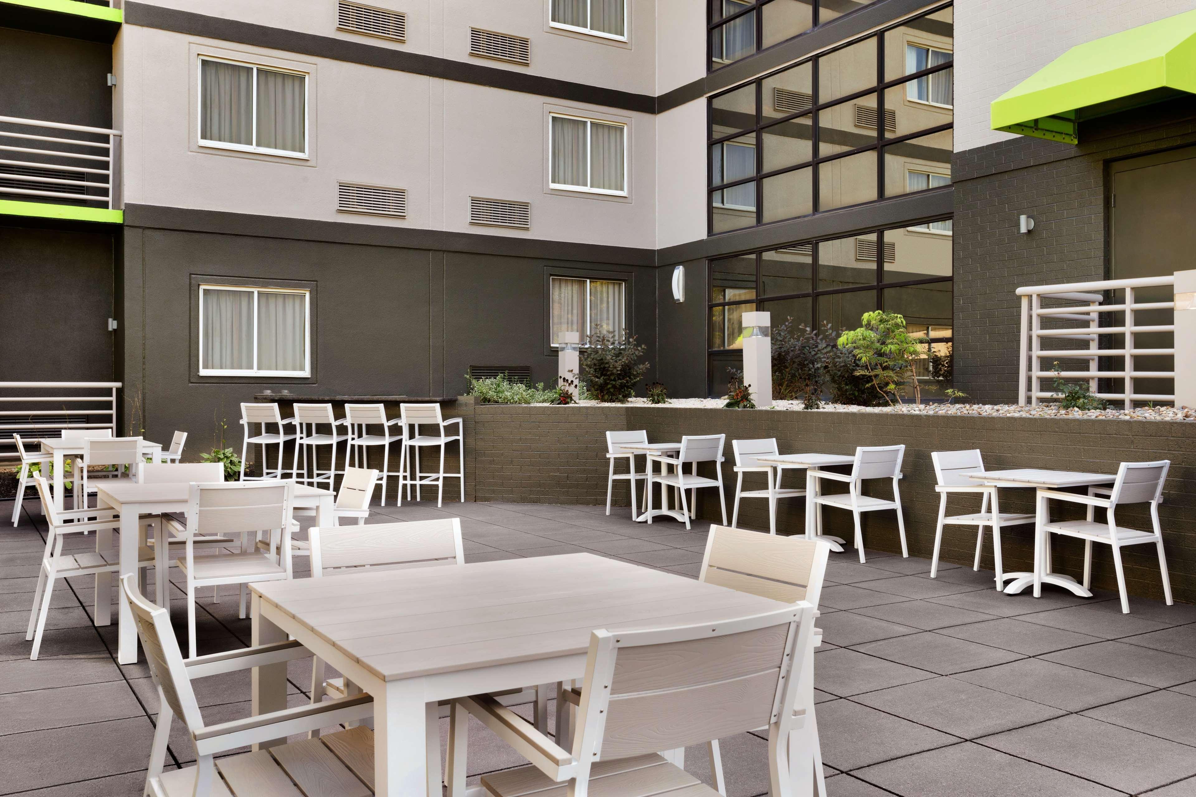 Radisson Akron-Fairlawn Copley Montrose エクステリア 写真