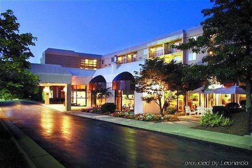Radisson Akron-Fairlawn Copley Montrose エクステリア 写真
