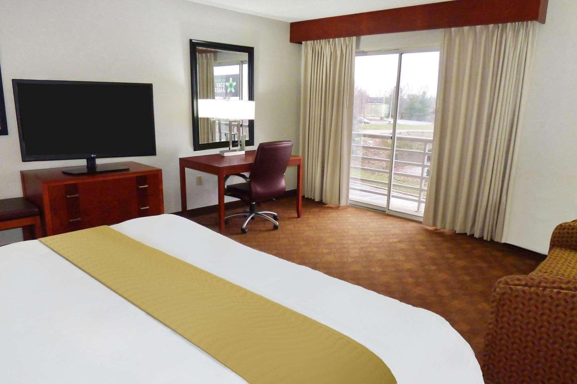 Radisson Akron-Fairlawn Copley Montrose エクステリア 写真