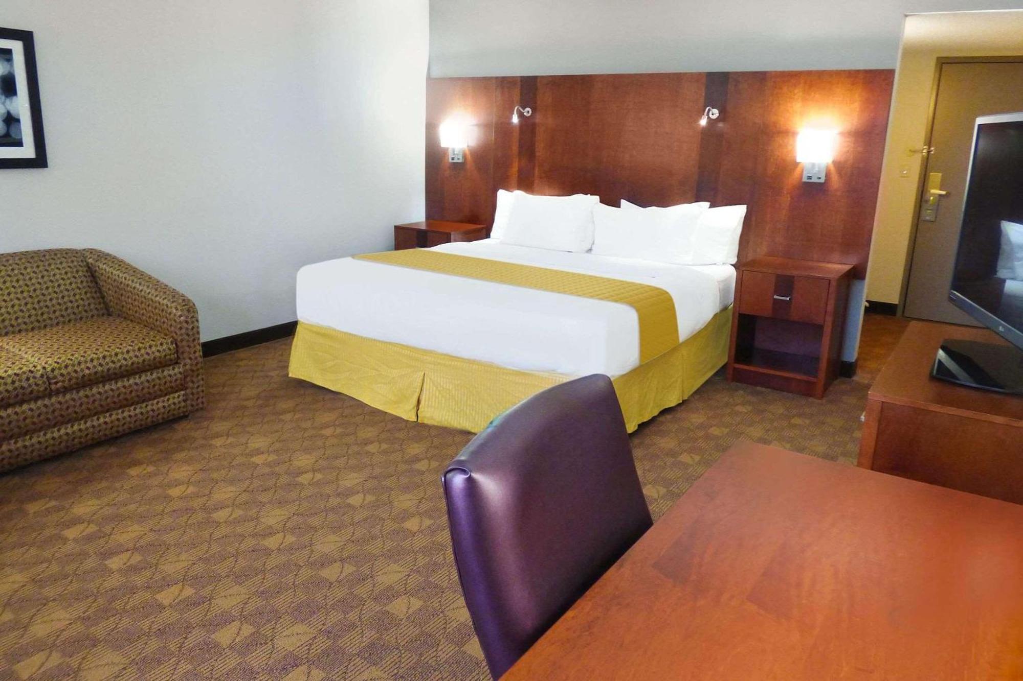 Radisson Akron-Fairlawn Copley Montrose エクステリア 写真